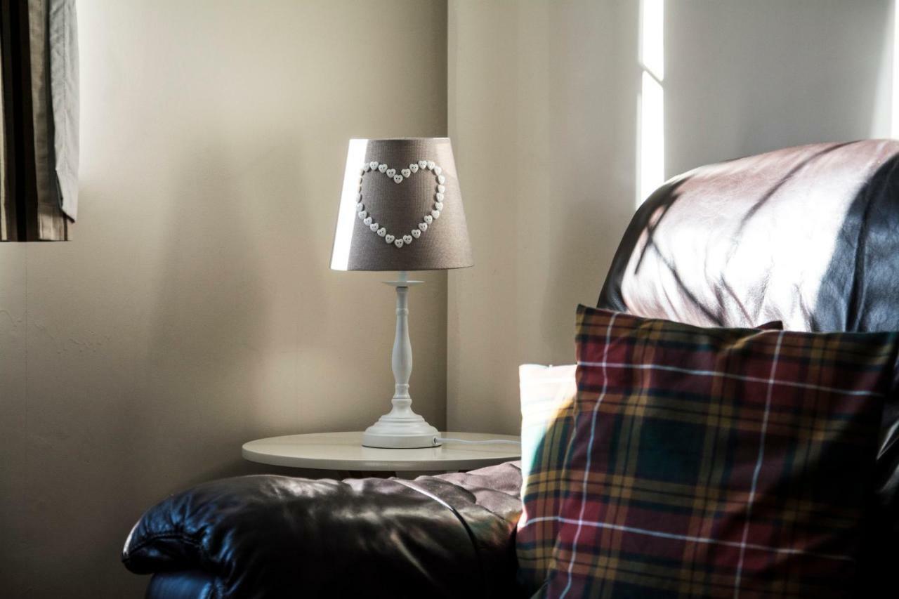 Apartment 2, Pheonix Flats Portree Esterno foto